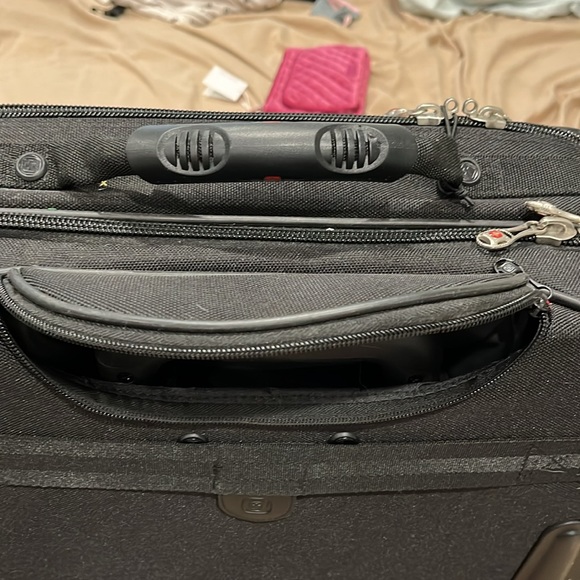 Swiss Gear Granada Laptop Case on wheels fully retractable handle bag strap blk - Picture 5 of 16